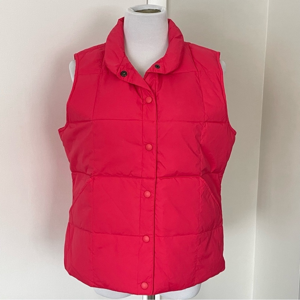 Lands End Women’s Goose Down Puffer Vest Red Size Medium